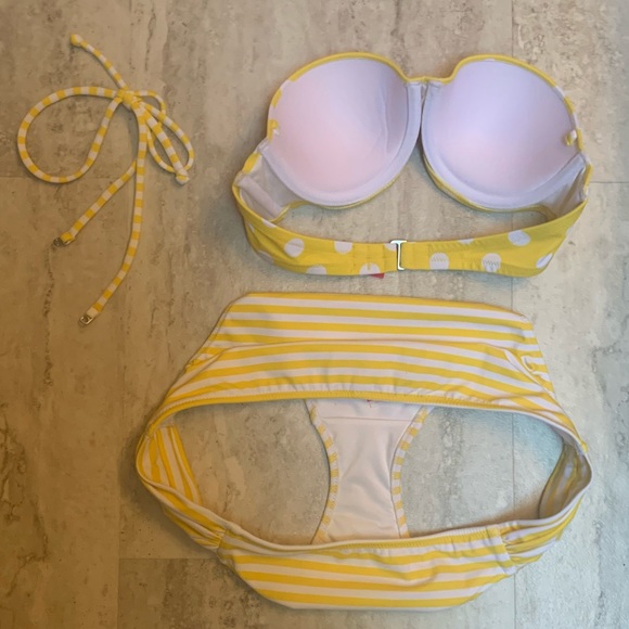 Victoria’s Secret Women’s Bikini 34B M bottoms Polka Dots and Stripes - Picture 6 of 7